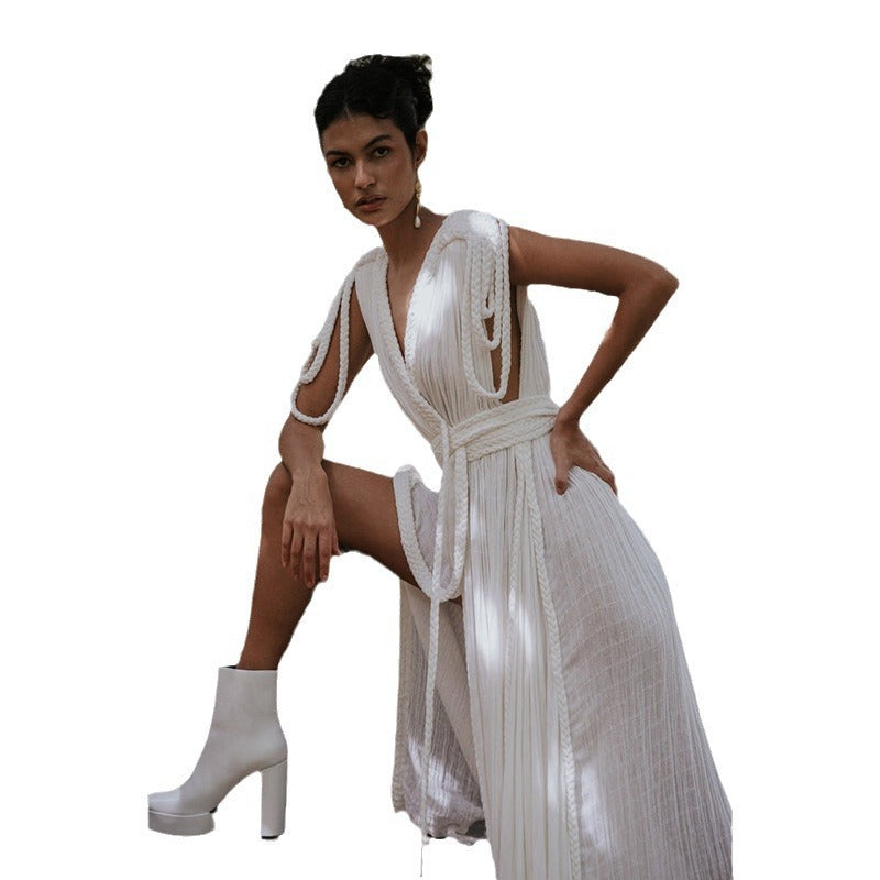 Damen Maxikleid mit tiefem V-Ausschnitt und seitlichem Schlitz Echo Archiv