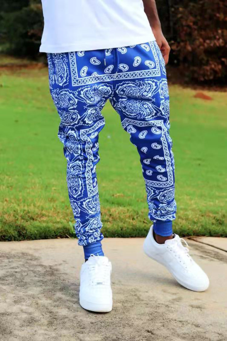 Herren Cargo-Jogginghose im extravaganten Paisley-Muster Echoarchiv