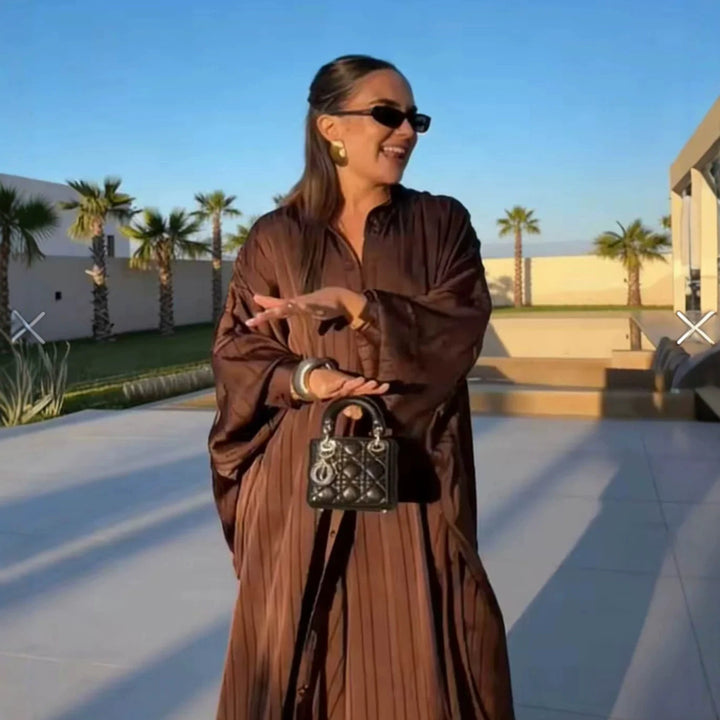 Damen Maxikleid im Plissee-Kaftanstil mit Oversize-Ärmeln und Knopfleiste Echo Archiv