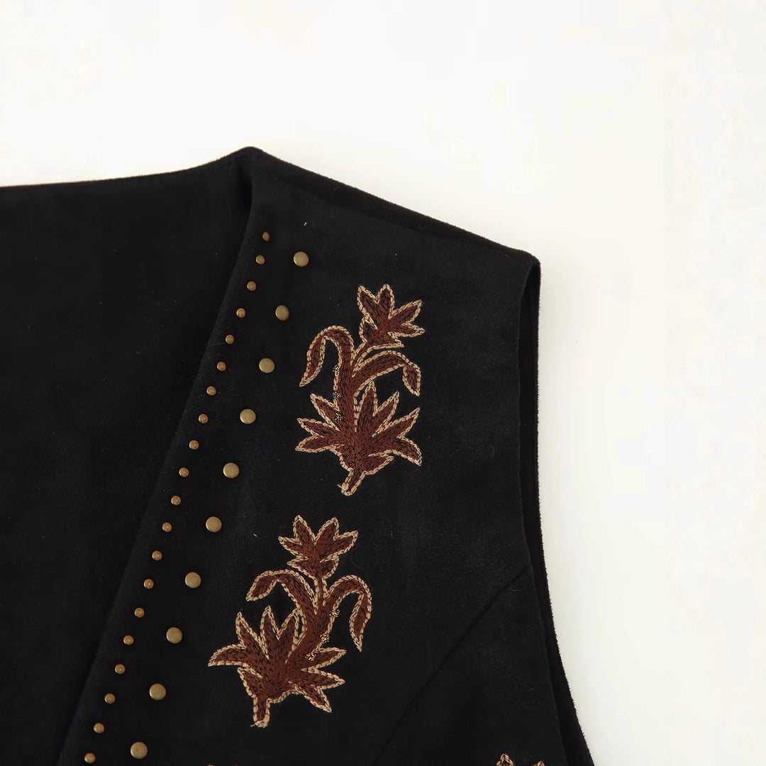 Damen bestickte taillierte Weste mit floraler Stickerei, Metallnieten und Bindeband – Célinea