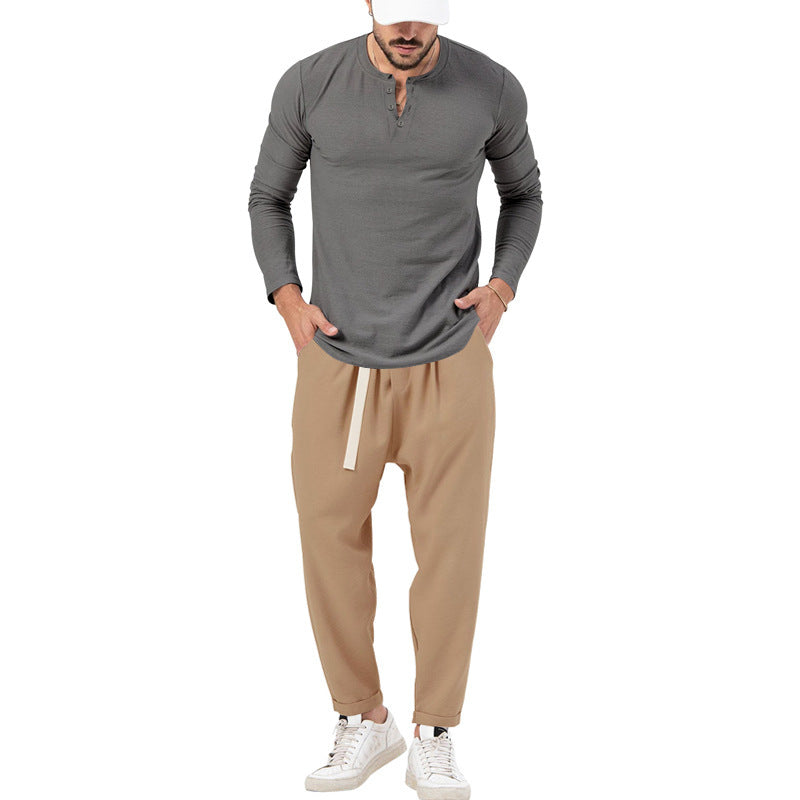 Herren Bequeme Jogginghose mit modischen Details und lässigem langarm Shirt Echoarchiv