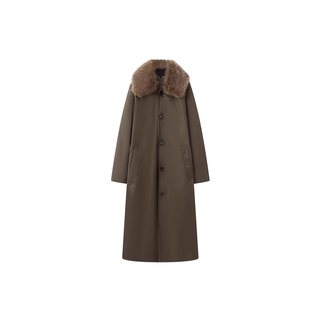 Damen langer Oversize Wollmantel mit abnehmbarem Kunstfellkragen und seitlichen Eingrifftaschen Echo Archiv