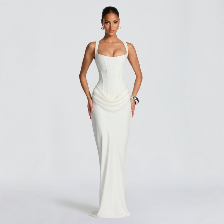 Damen Elegantes Maxikleid mit figurformendem Schnitt und zarten Drapierungen Echo Archiv