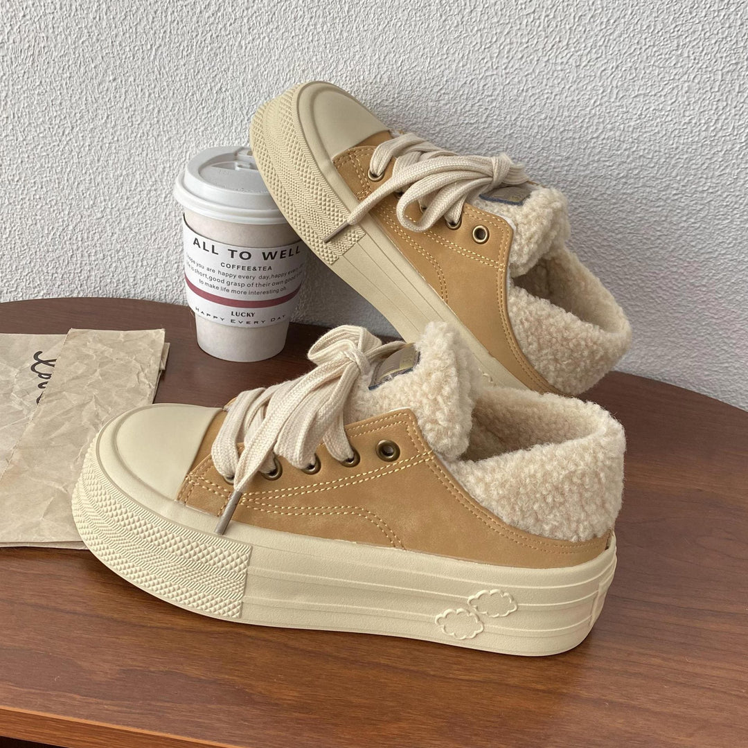 Damen Bequeme Sneakers mit kuscheligem Innenfutter und strapazierfähiger Sohle Echo Archiv