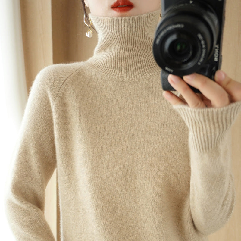 Damen Luxus-Feinstrick-Rollkragenpullover mit Daumenlochbündchen und femininer Schulterpasse Echoarchiv
