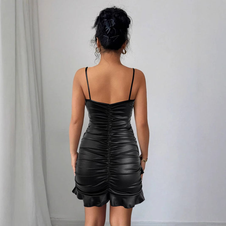 Damen Raffiniertes Wickelkleid mit tiefem V-Ausschnitt und elegantem Saum Echo Archiv