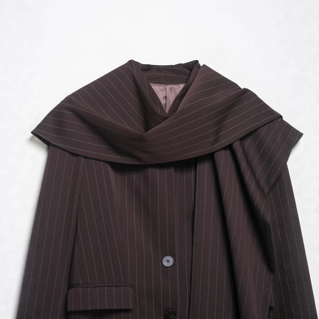 Damen Blazer mit übergroßem Schalkragen und langer Bindeschleife Echoarchiv