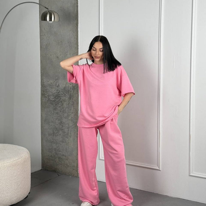 Damen weit geschnittenes Lounge Set mit weicher Sweatpants und boxy T Shirt – Élanora