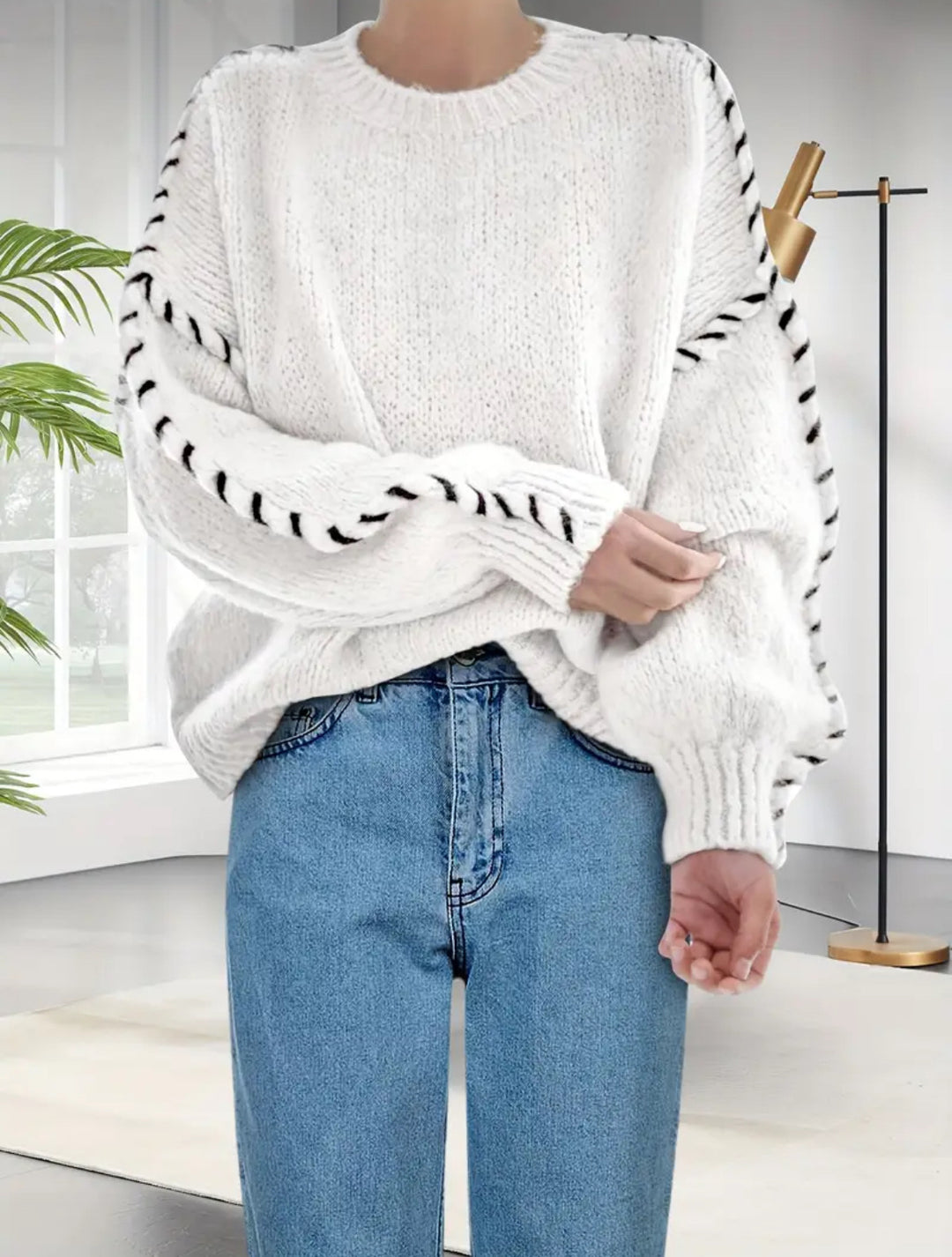 Damen Oversize Strickpullover mit dekorativem Kordel‑Zopf an Ärmeln – Mavelle