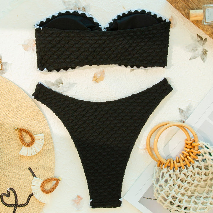 Damen Bandeau-Bikini-Set mit dekorativem Lochdesign und trendigen Wellenmuster Echo Archiv