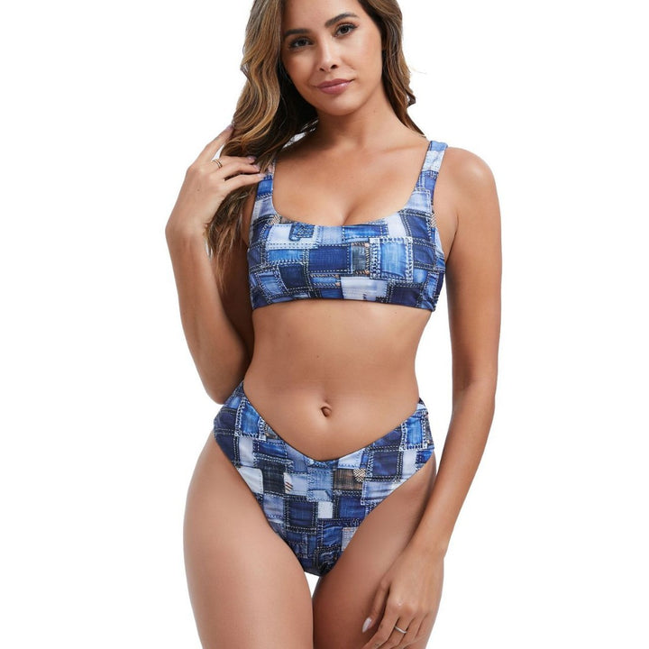 Damen Bikini-Set mit hoch geschnittenem Unterteil und sportlichem Oberteil Echo Archiv