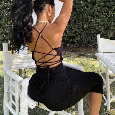 Damen Langarm Strickkleid mit überkreuzten Trägern Echo Archiv
