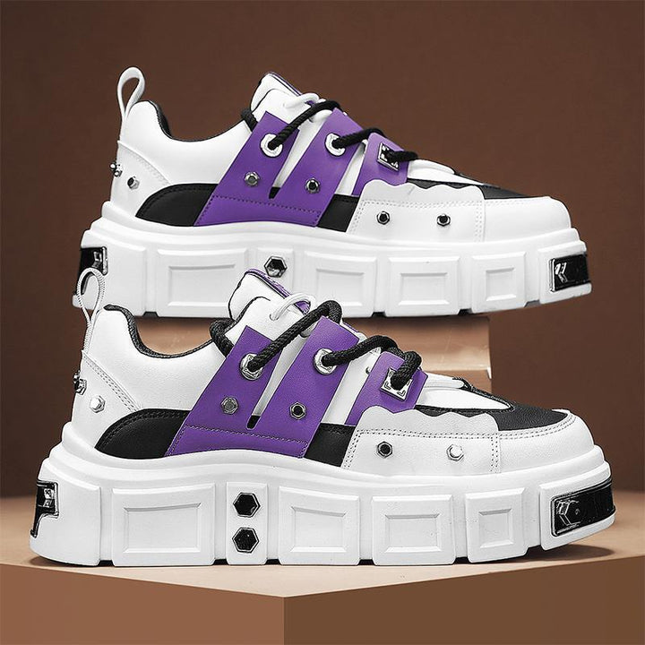 Damen Plateau-Sneaker mit dekorativen Metallnieten und strukturiertem Overlayer – Névara