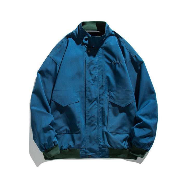 Herren Boxy-Bomberjacke im Utility-Stil mit hohem Stehkragen und aufgesetzten Klappen Echo Archiv