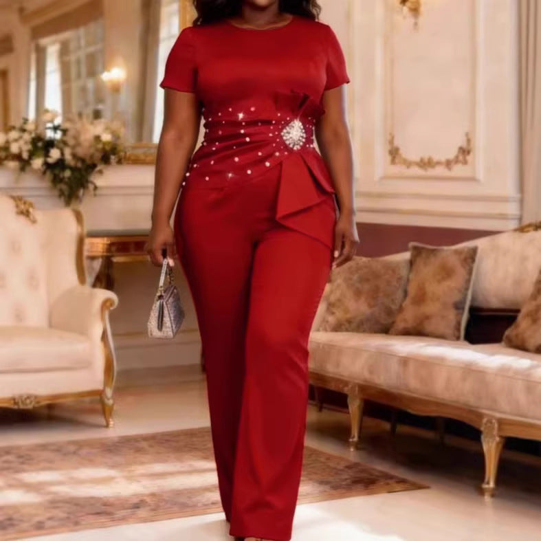 Damen eleganter Jumpsuit mit dekorativem Rüschen-Detail und Perlenakzenten Echo Archiv