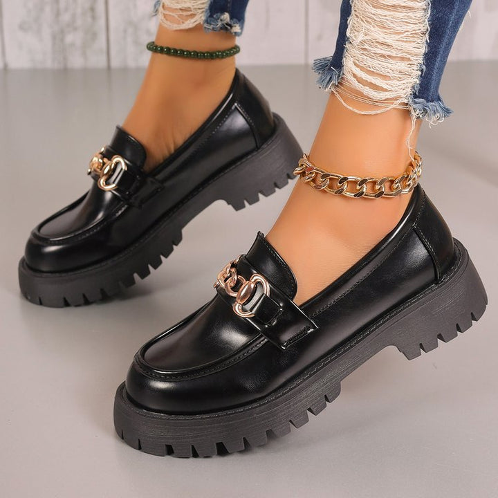Damen klobige Loafer im Leder-Look mit profiliertem Plateau und Gliederketten-Applikation Echoarchiv