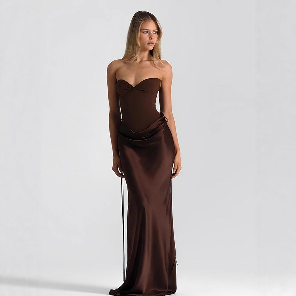 Damen Maxikleid mit elegantem Schnitt und raffinierten Drapierungen Echo Archiv