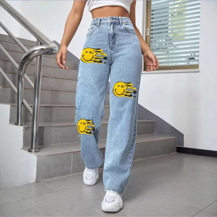 Damen hochtaillierte weite Denim-Jeans mit auffälligen Print‑Fleck‑Akzenten Echo Archiv