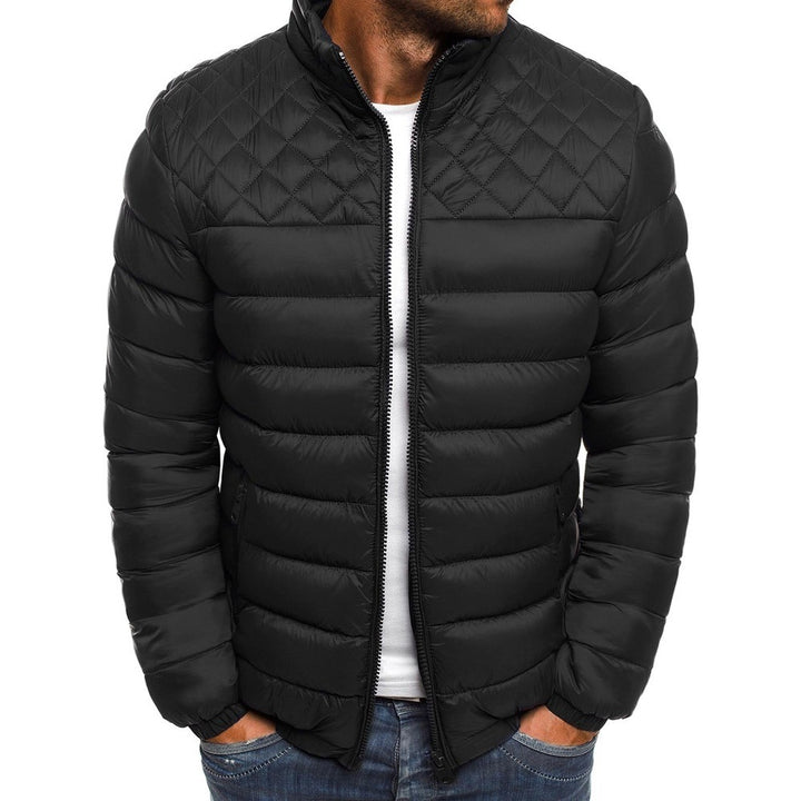 Herren gesteppte Winterjacke mit hohem Kragen und seitlichen Reißverschlusstaschen Echoarchiv