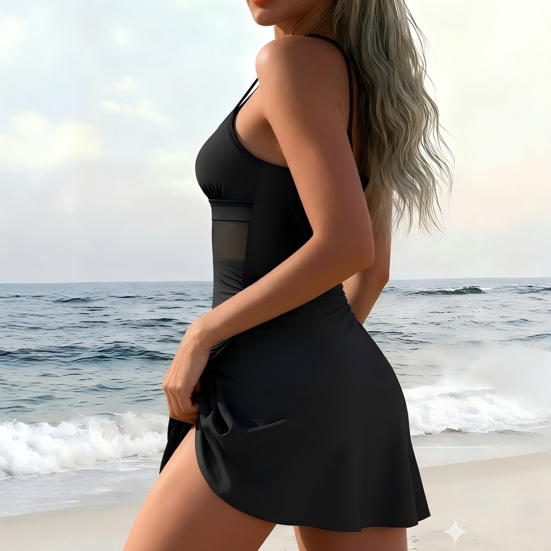 Damen Sportlicher Badeanzug mit modischem Wickelrock Echo Archiv