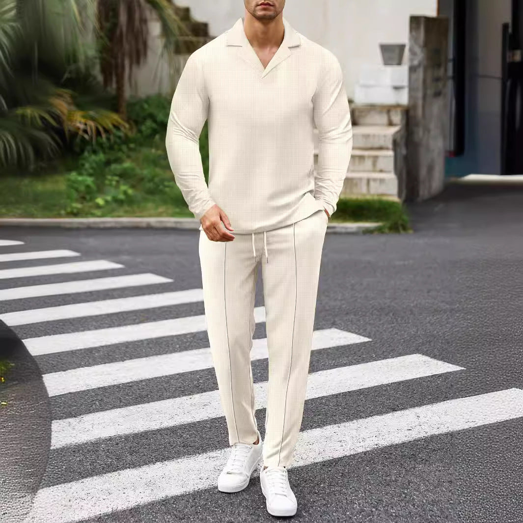 Herren modischer Freizeitanzug mit funktionalem Design Echoarchiv