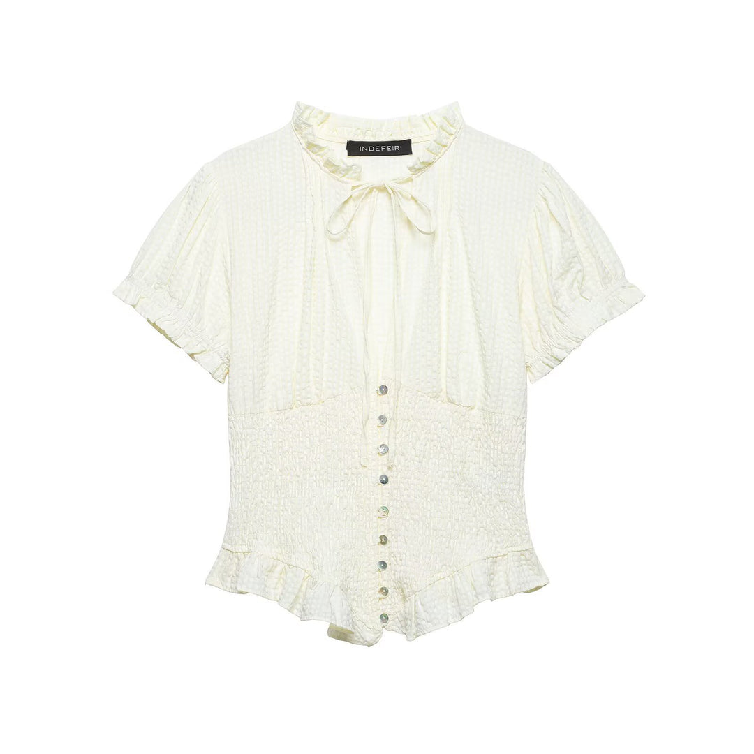 Damen Rüschenbluse mit geschlitztem Kragen und Knopfdetails Echo Archiv