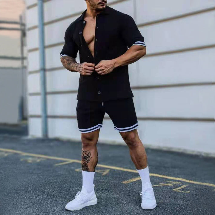 Herren modisches Kurzarm-Hemd und Shorts Set mit kontrastierenden Details Echoarchiv