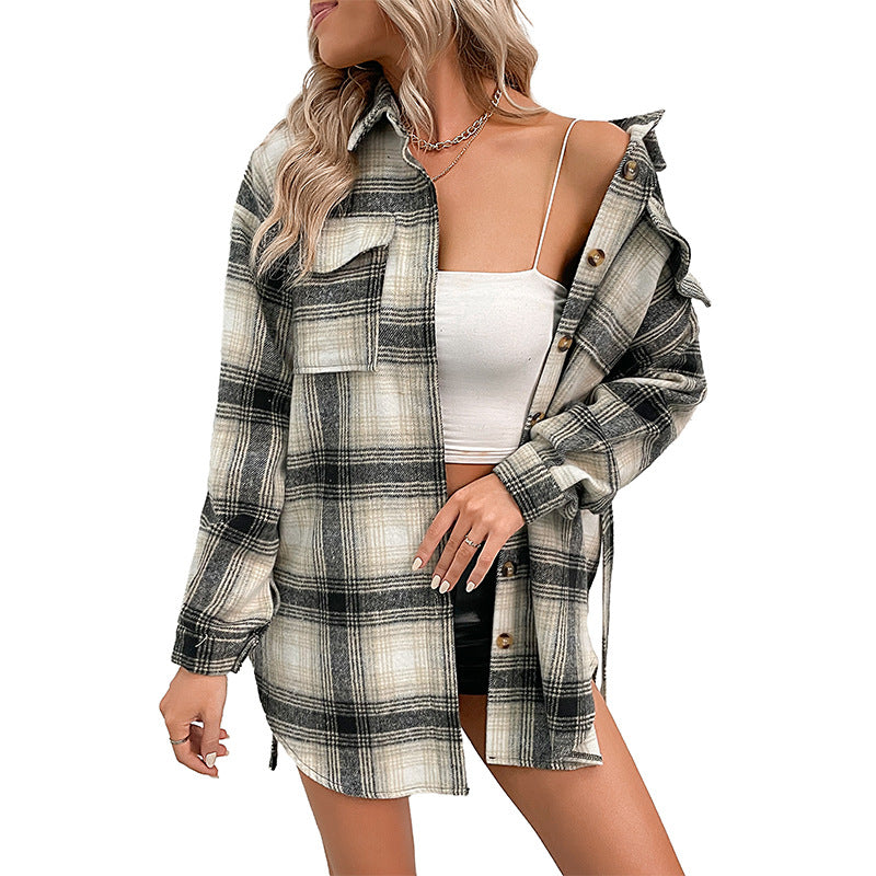 Damen Overshirt-Kleid mit Karomuster, Bindegürtel und aufgesetzten Brusttaschen Echoarchiv