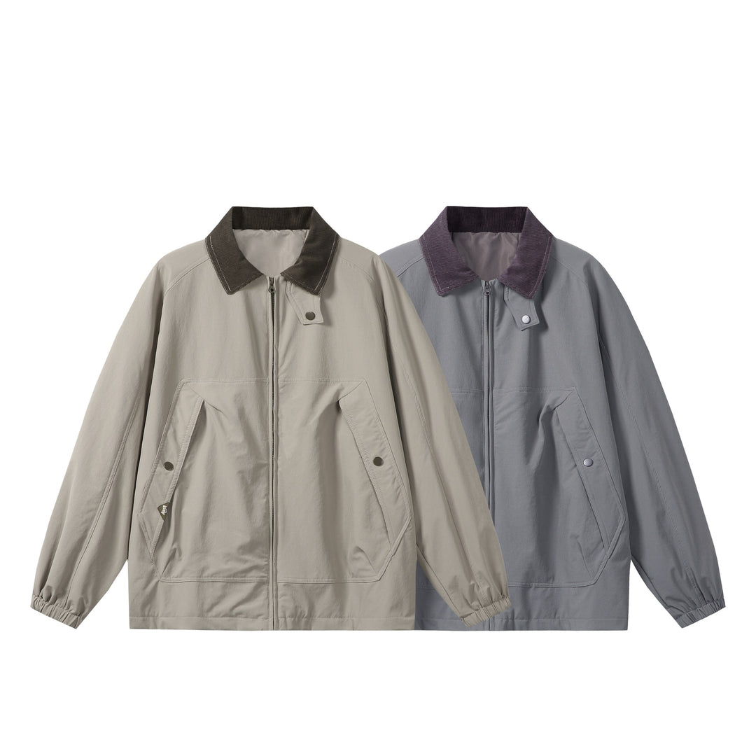 Unisex Kurz geschnittener Boxy-Blouson mit Cordkragen, Reißverschluss und Utility-Pattentaschen Echoarchiv