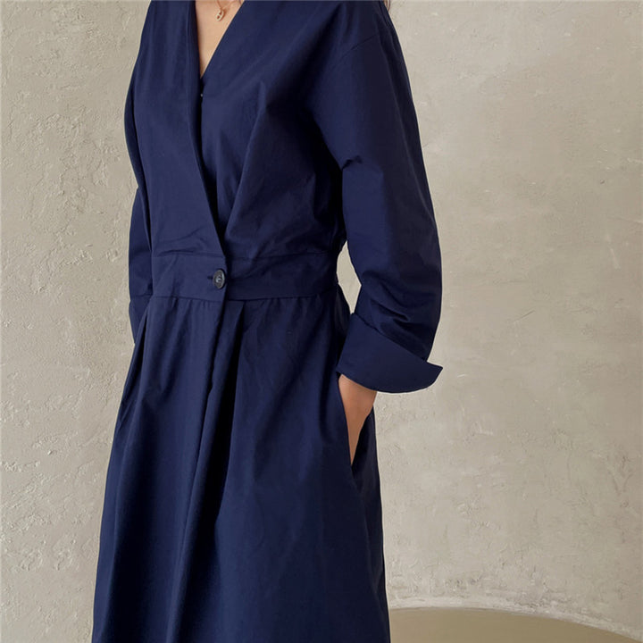 Damen Wickel-Hemdkleid mit tailliertem Bund, Kellerfalten und Eingrifftaschen – Valéora