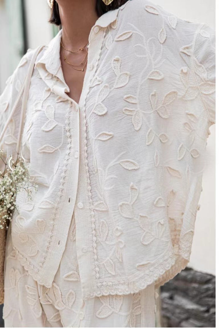 Damen Bluse mit feiner Stickerei und luftiger Passform Echo Archiv