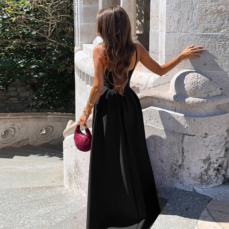 Damen Fließendes Maxikleid mit schmalen Spaghettiträgern und elegantem Schnitt Echo Archiv
