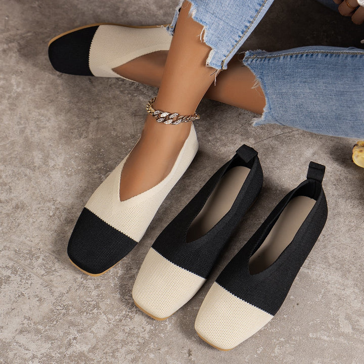 Damen Zweifarbige Strick‑Ballerinas mit quadratischer Kappe und elastischem Schaft Echo Archiv