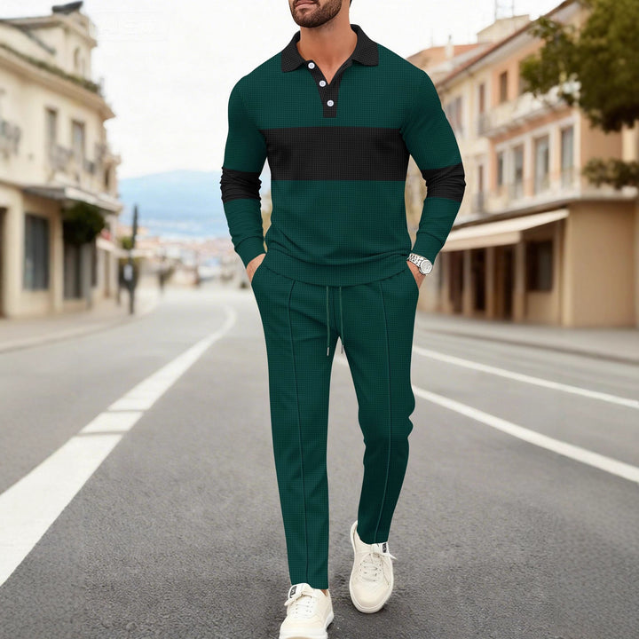 Herren modisches Langarm-Polohemd mit strukturiertem Design und bequemen Jogginghosen Echoarchiv