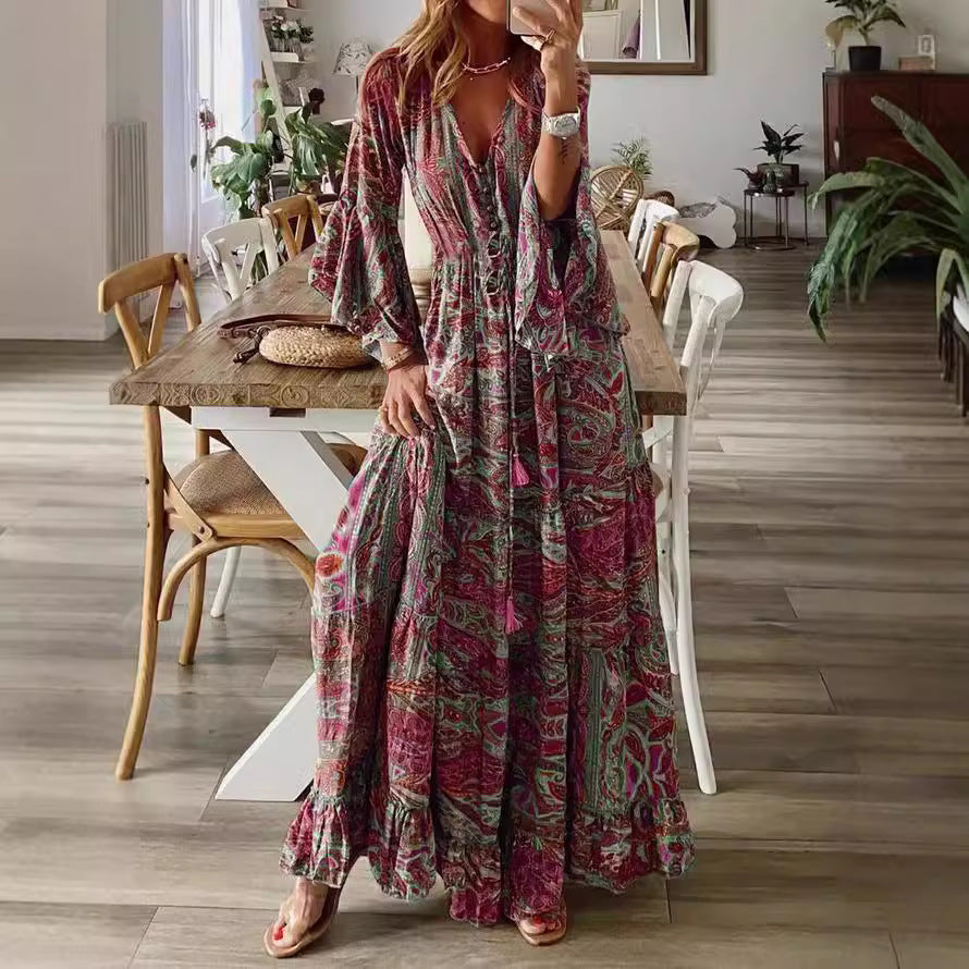 Damen Boho Maxikleid mit Paisley-Print, V-Ausschnitt, Stufenrock und Bindegürtel Echoarchiv