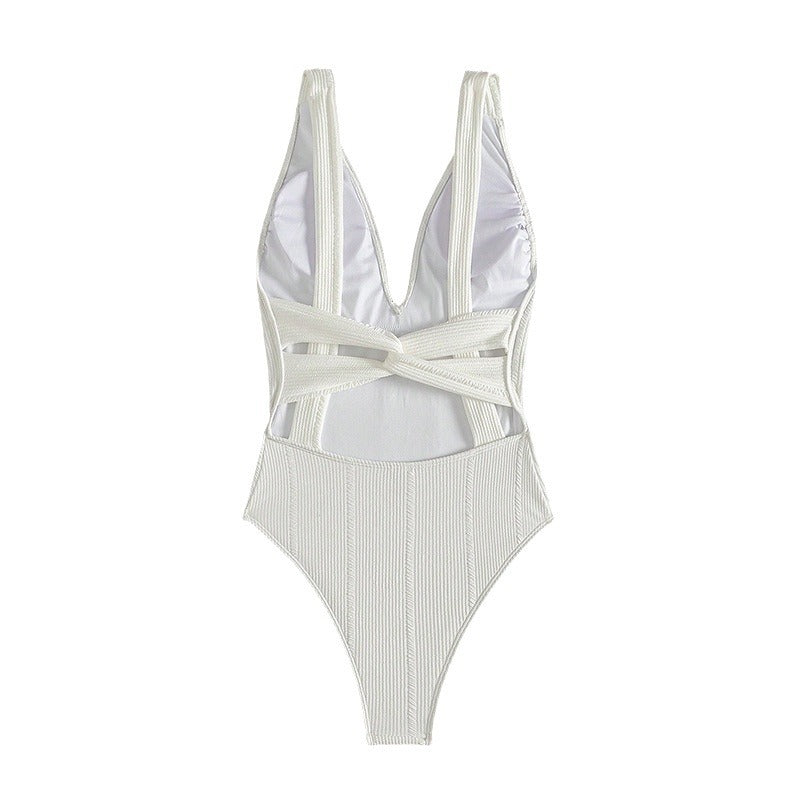 Damen Einteiliger Badeanzug mit tiefem V-Ausschnitt und strukturiertem Design Echo Archiv