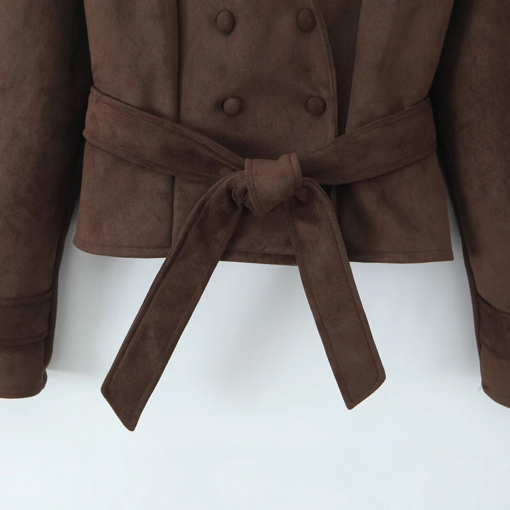 Damen Kurze Taillierte Velours‑Suede‑Jacke mit Bindegürtel und Reverskragen Echoarchiv