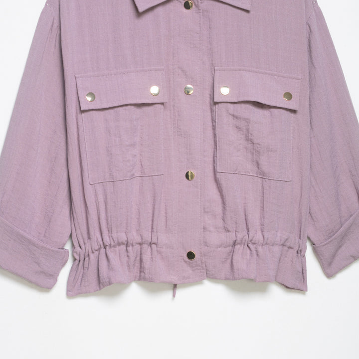 Damen Leichte Hemdblusen-Utility-Jacke mit Tunnelzugbund und Pattentaschen Echoarchiv