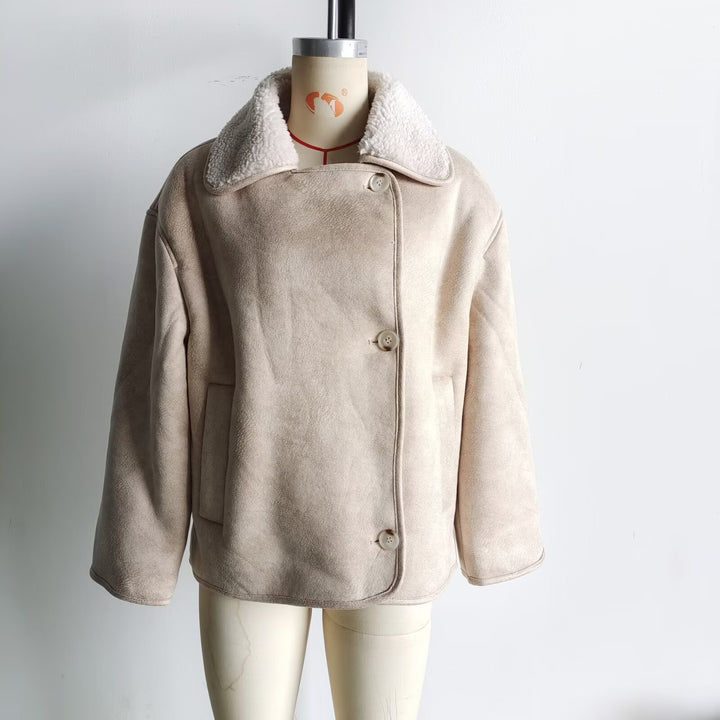 Damen nan kurzer Lammfellimitat-Blouson mit Teddyfutter, Hemdkragen und Eingrifftaschen Echo Archiv