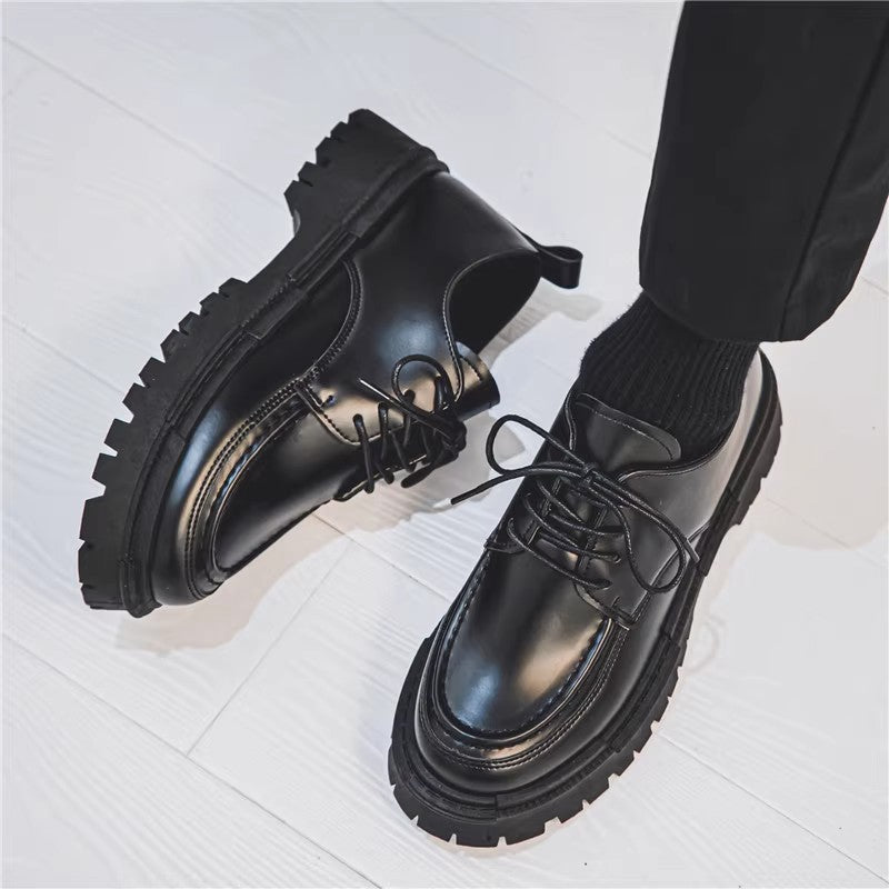 DamenEchoarchivrne Schnürschuhe mit robustem Profil und trendigem Design Echoarchiv