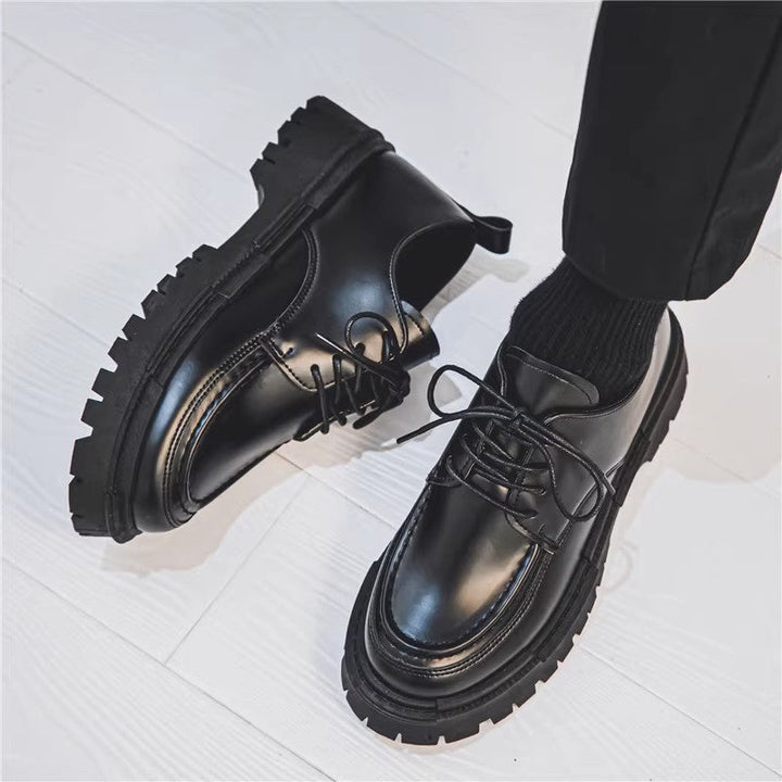DamenEchoarchivrne Schnürschuhe mit robustem Profil und trendigem Design Echoarchiv