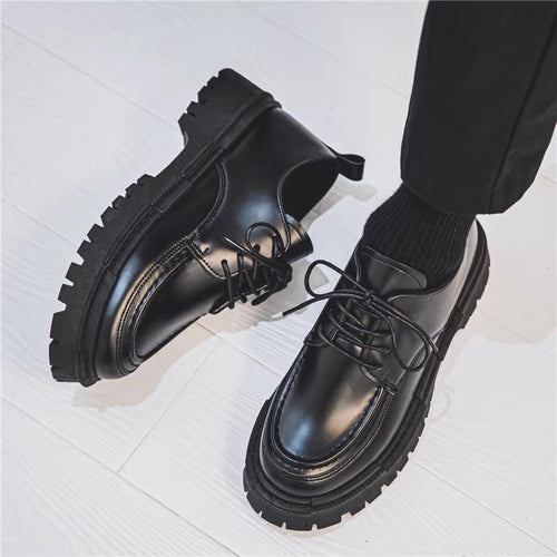 DamenEchoarchivrne Schnürschuhe mit robustem Profil und trendigem Design Echoarchiv