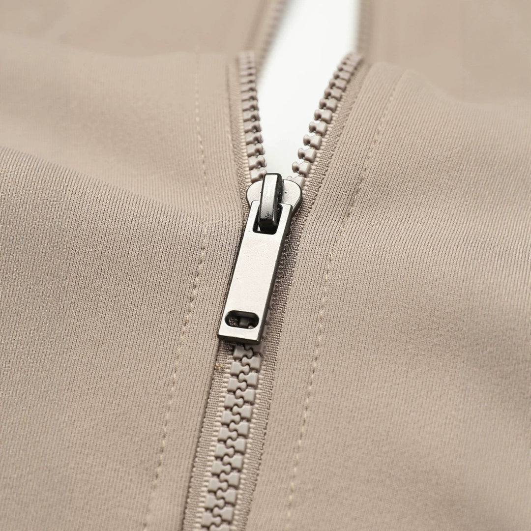 Herren Sportliche und bequeme Kapuzenjacke Echo Archiv
