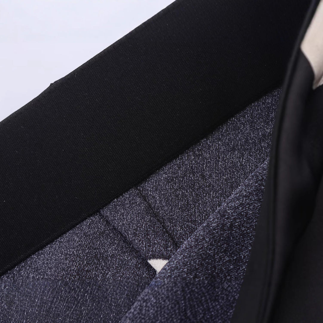 Damen A‑Linien‑Midirock aus Satin mit Pünktchenprint und fließender Silhouette Echoarchiv