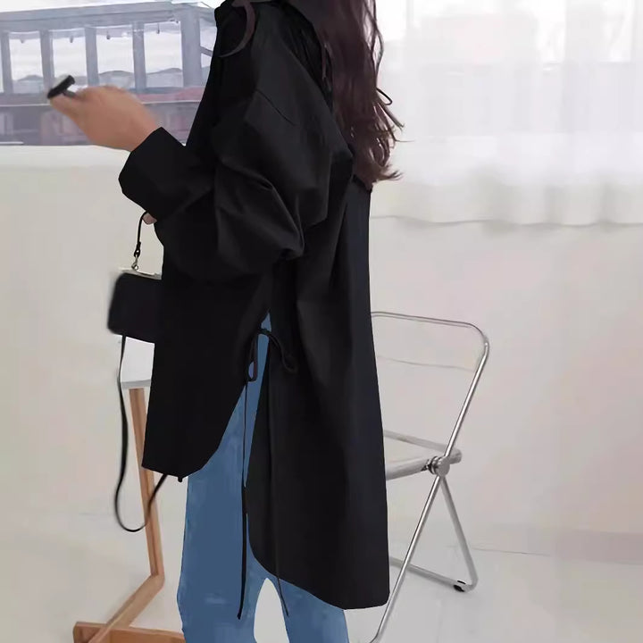 Damen Oversize-Longbluse mit Tunnelzugseiten, extralangen Manschetten und Hemdkragen – Avérine