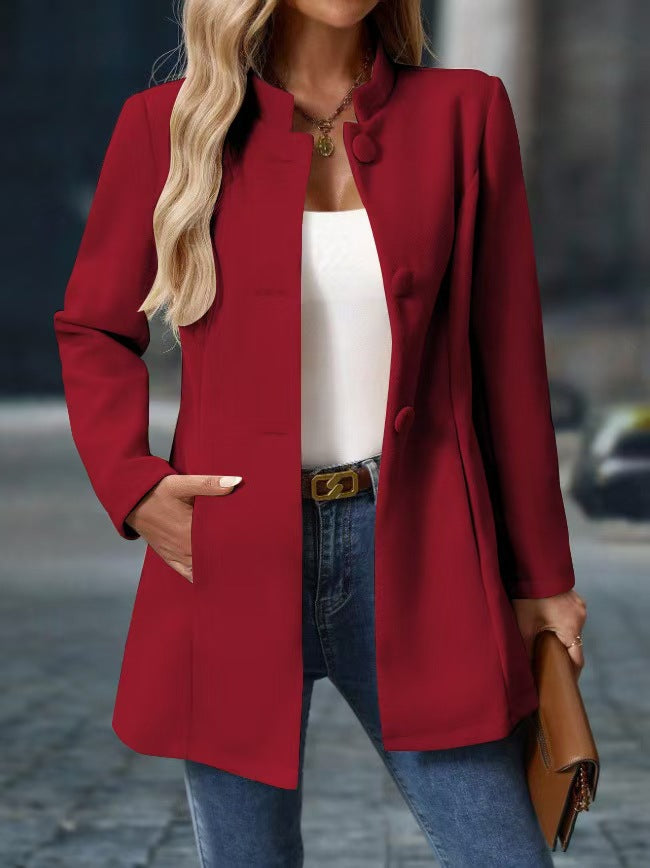 Damen Stehkragenmanteljacke mit verdeckter Knopfleiste und seitlichen Taschen – Célinea