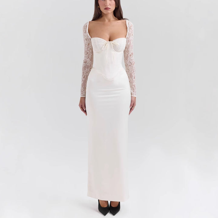 Damen Elegantes hochgeschlossenes Abendkleid mit Spitze und taillierter Silhouette Echo Archiv