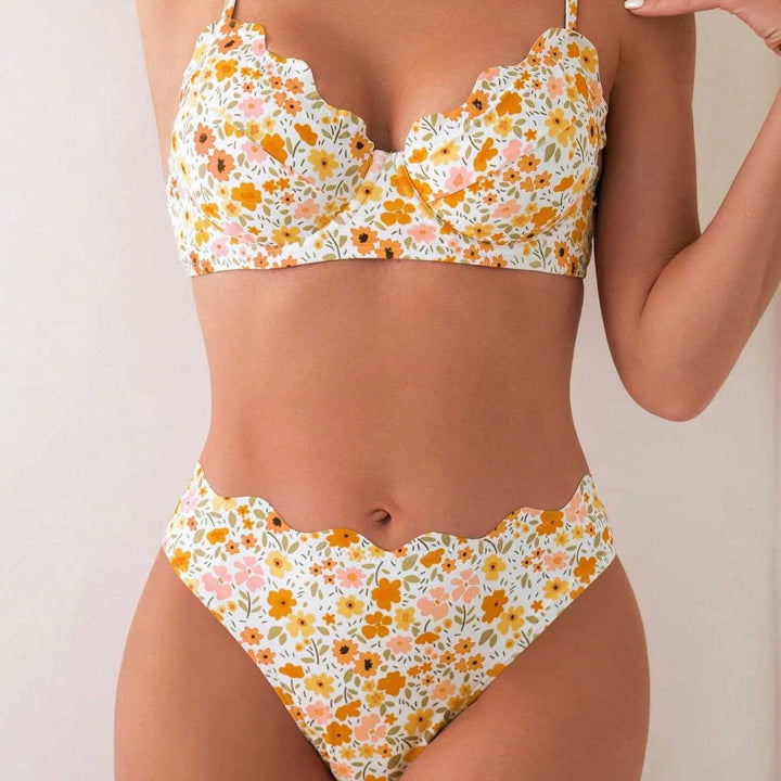Damen Blumendekorierter Hochschnitt-Bikini Echo Archiv