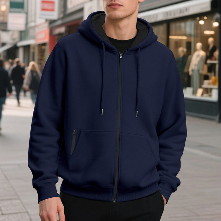 Herren Fleecejacke mit hohem Kragen und praktischen Taschen Echoarchiv