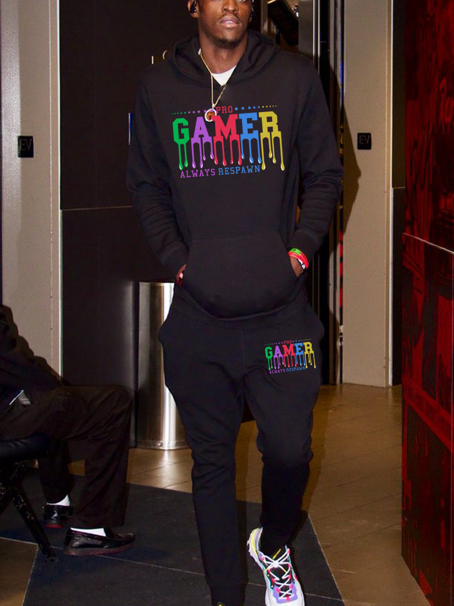 Herren Kapuzenpullover und Jogginghose Set mit farbenfrohem Gamer-Design Echoarchiv